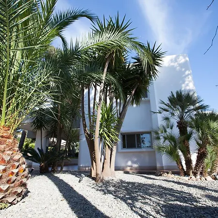 Bed & Breakfast Phalanthos *