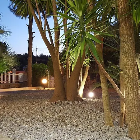 Phalanthos Bed & Breakfast Leporano