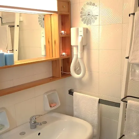 Phalanthos 3* Leporano